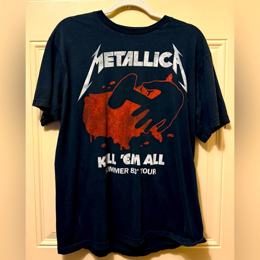 Bay Island Black and Red Graphic Tee